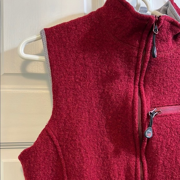 Woolrich Red Boiled Wool Mesh Lined Full Zip Up Vest - Size Small - Picture 4 of 16